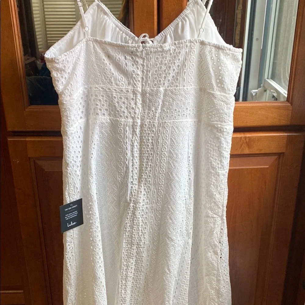 Lulu’s Chic White Eyelet Pattern Maxi Dress XL Summer Wedding Guest - Picture 8 of 14